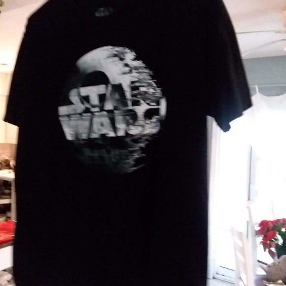 Name Brand T-Shirts - Picture 5 of 8